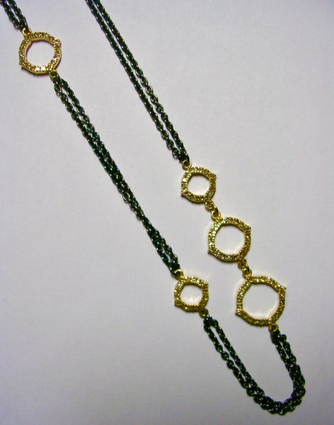 Chain Necklace With Graduated Diamond Circles