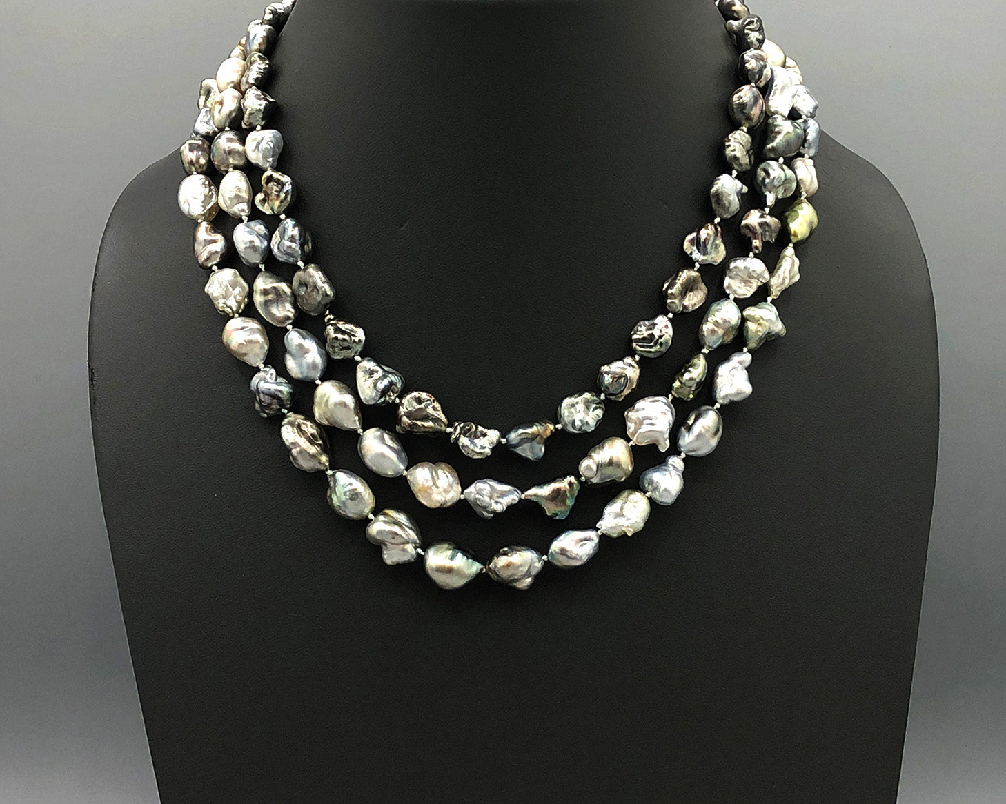 Platinum Keshi  Pearl Choker