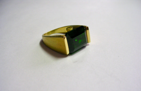 Emerald Cut Chrome Diopside Ring