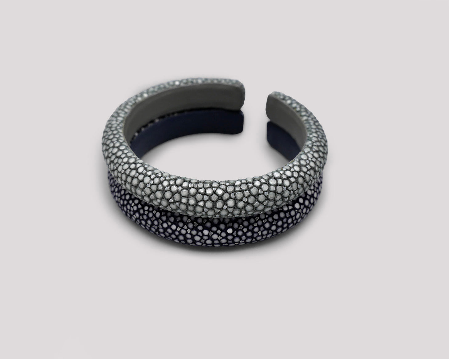 Slender Stingray Cuff
