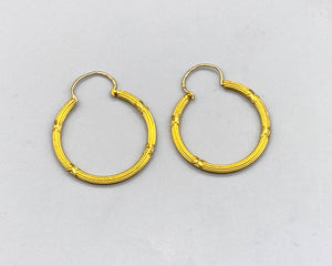 Say It In Gold- Striated Gold Hoops