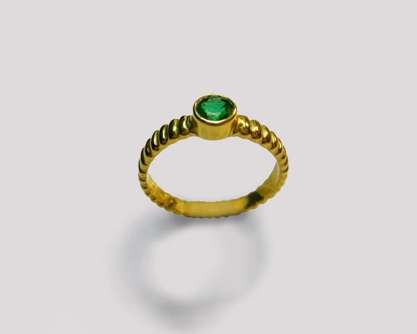 Scalloped Emerald Ring