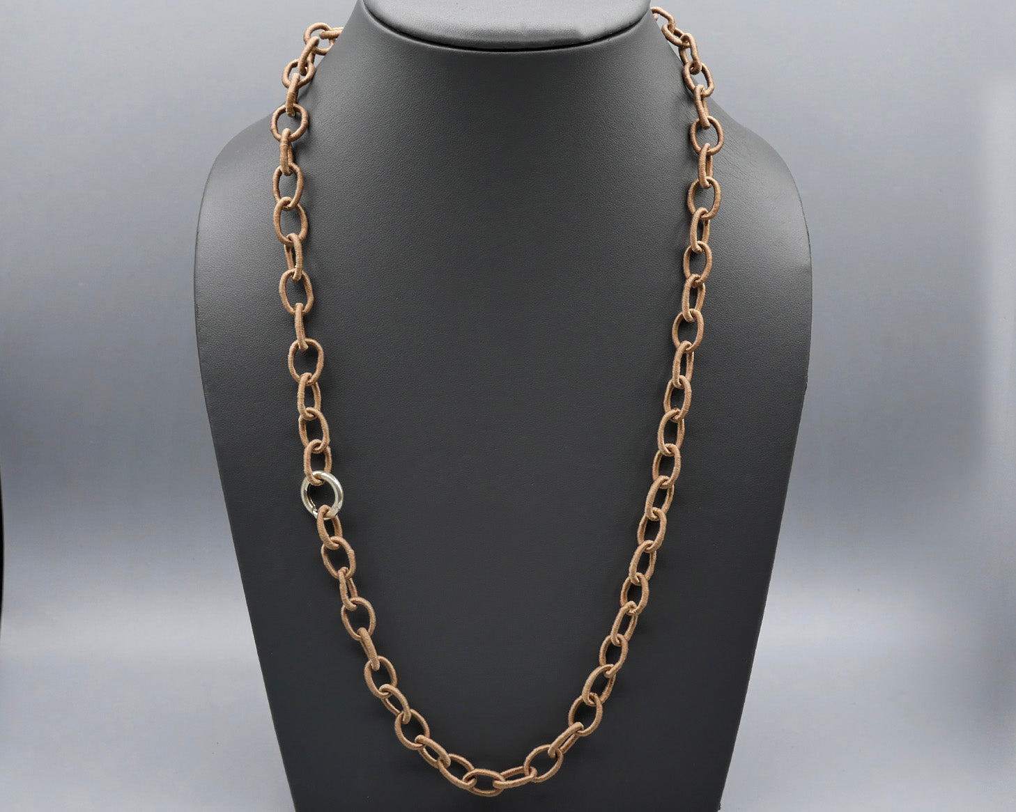 Silk Link Necklace - Non-Metallic Cafe au lait